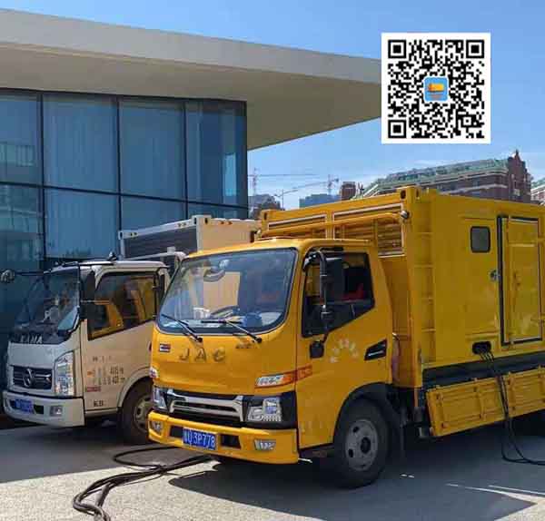 依兰出租发电车
