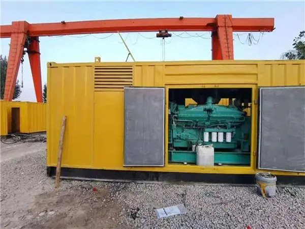 依兰冬季低温环境下，500KW发电机组应该选择什么类型的启动电瓶？